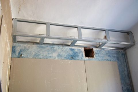 Каркас потолочного гипсокартонного короба