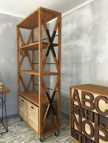 Дизайнерский передвижной стеллаж