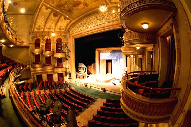 1. Удобство для зрителей