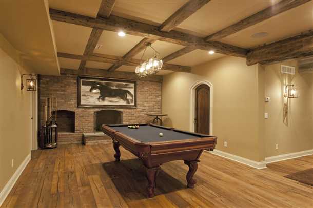 Кладовая для хранения вещей и инструментов