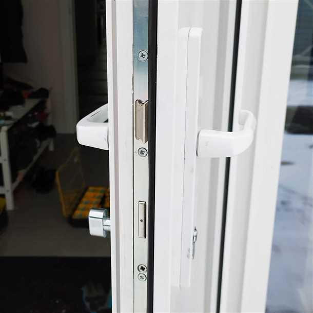 Фурнитура для балконной двери пвх: виды и особенности выбора Фурнитура для балконной двери пвх