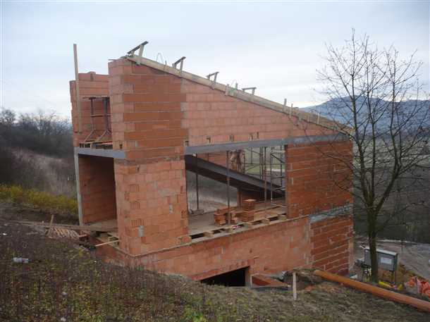 Планировка и размеры гаража на склоне