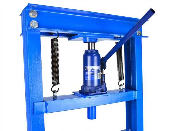 Гаражный гидравлический пресс: что это такое?