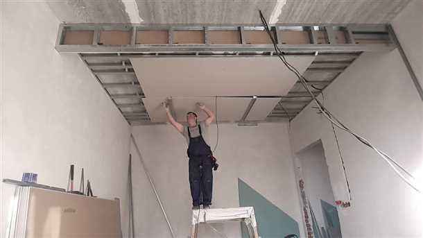 Способы крепления гипсокартона к потолку: наиболее популярные методы