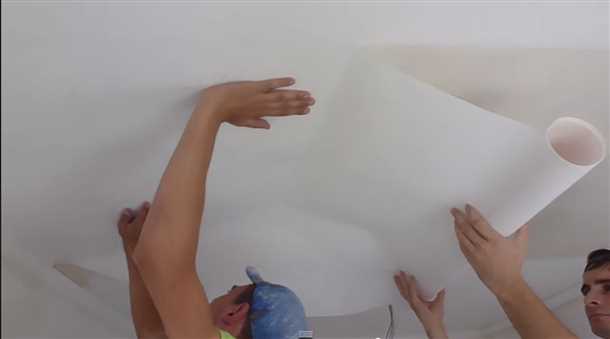 Выбор обоев и необходимого материала