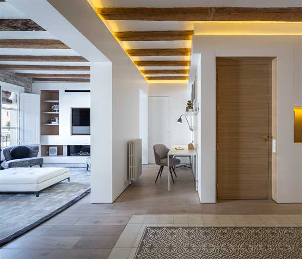 Как обыграть балки на потолке Как обыграть балки на потолке