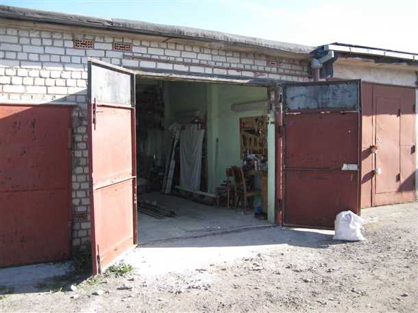 1. Очистите ворота от любых препятствий