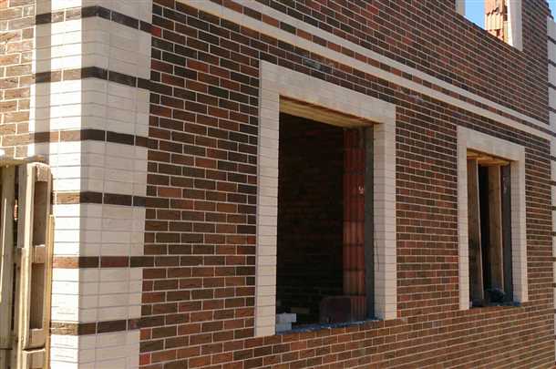 Очистка и обезжиривание окна перед облицовкой