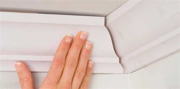 Крепление плинтуса