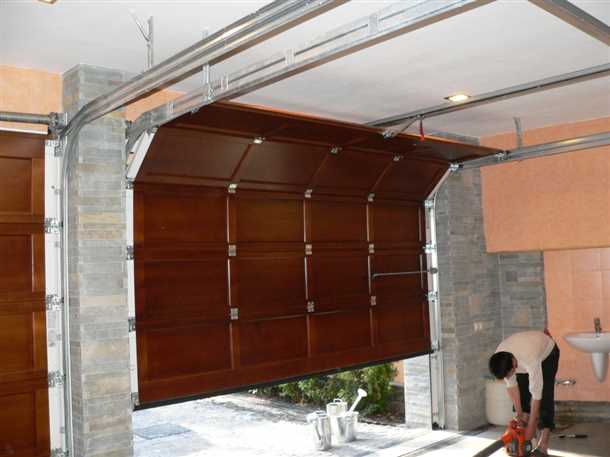 Установка гаражных ворот на собственном гараже