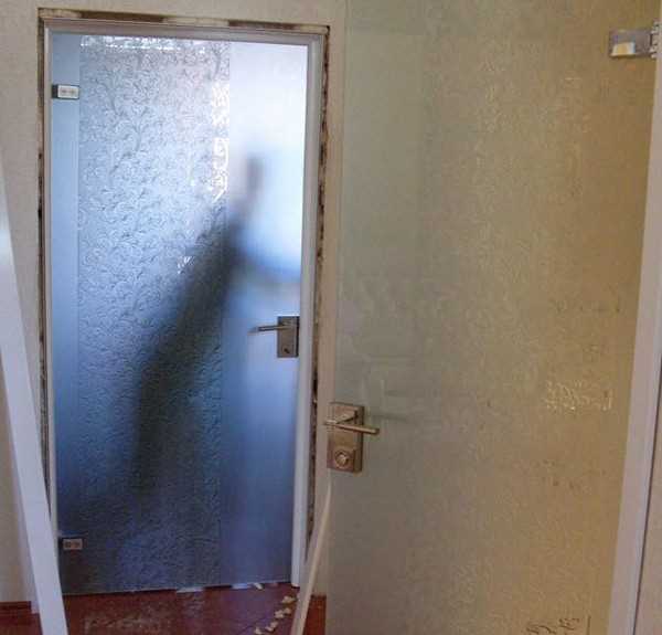 Установка стеклянного полотна
