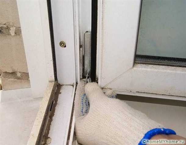 Как утеплить балконную дверь Как утеплить балконную дверь