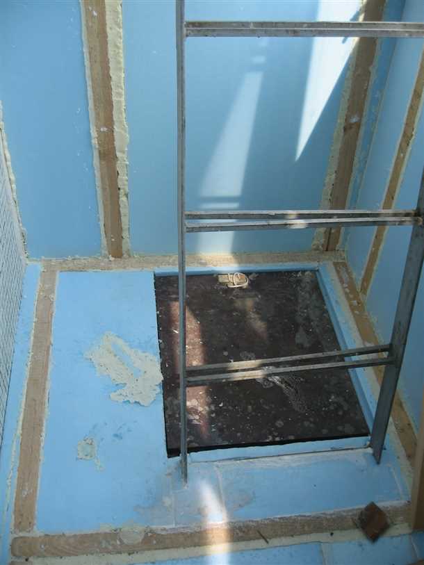 Шаг 3: Герметизация люка