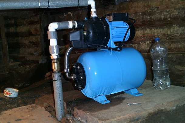 Как правильно выбрать насосную станцию для обеспечения надежного водоснабжения в доме Какую насосную станцию выбрать для дома