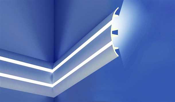 Примеры использования потолочного карниза с подсветкой в интерьере