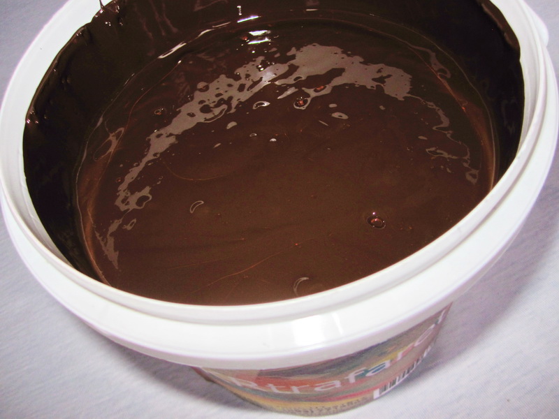 Коричневая краска