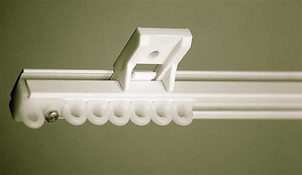 Подготовка поверхности потолка