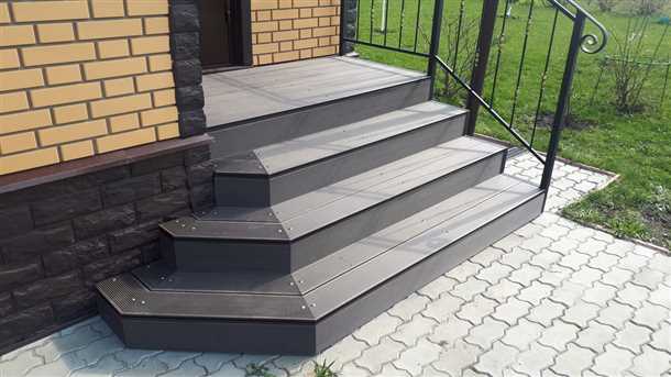 Крыльцо из дпк