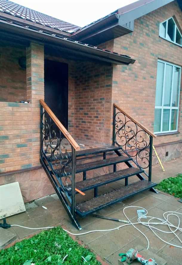 Крыльцо из металла