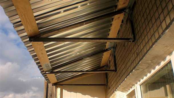 Крыша на балконе Крыша на балкон