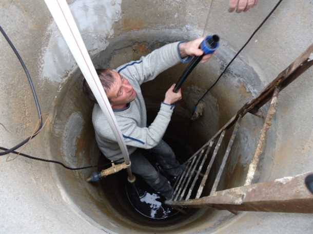 Заказ и доставка лестницы для колодца