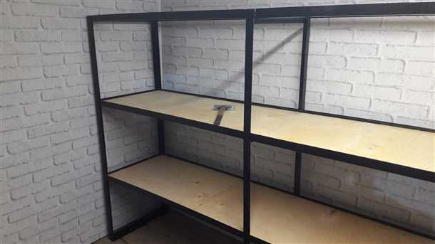 Зачем окрашивать металлический стеллаж?