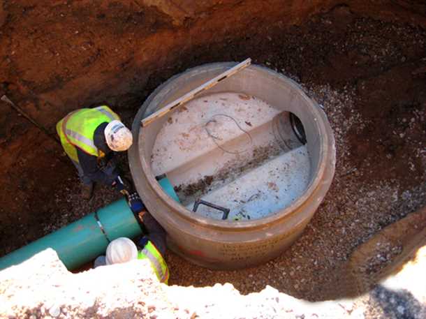 Как правильно монтировать канализационный колодец в частном доме - инструкция и рекомендации Монтаж канализационного колодца