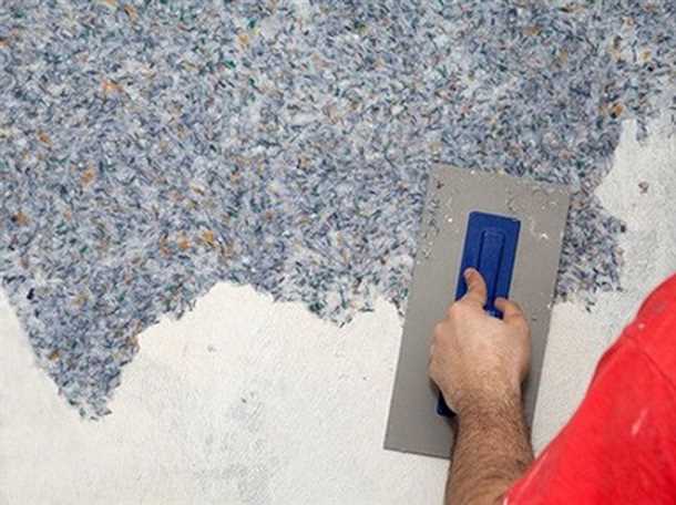 Можно ли наносить жидкие обои на штукатурку