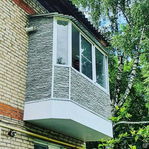 На сайте ОтделкаДома: балконы и окна