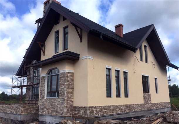 Очистка поверхности от старой краски и штукатурки