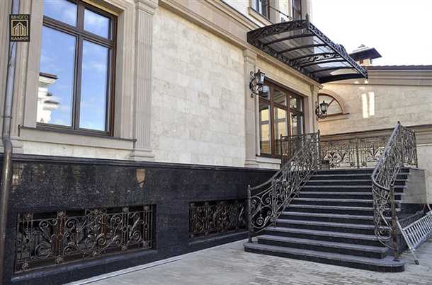 Технология облицовки дома мрамором