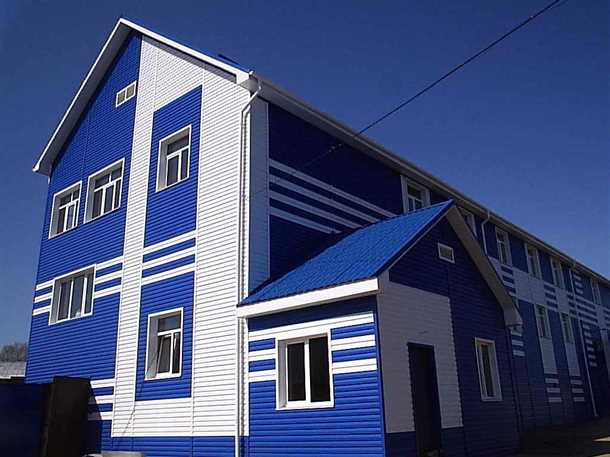 Облицовка фасада профлистом - эффективные решения для дома и офиса