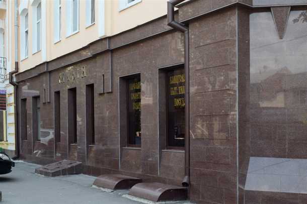 Преимущества и особенности облицовки фасадов гранитом