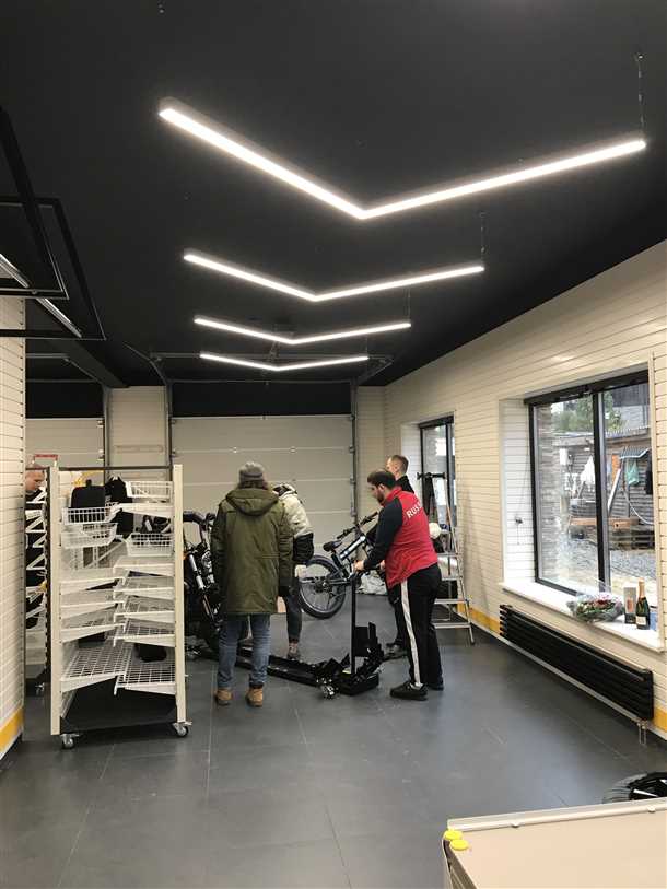 Как организовать световые зоны в гараже