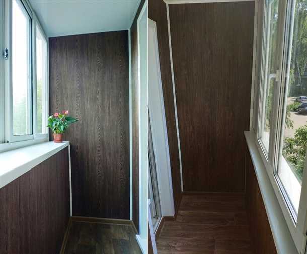 Типы панелей для отделки балкона