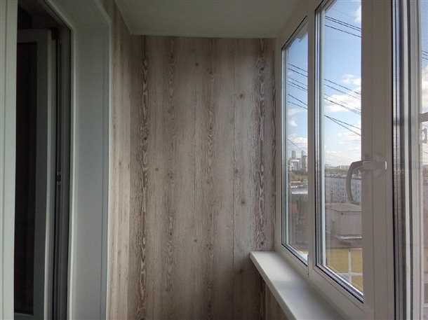 Экстерьер балкона: какую роль играют панели