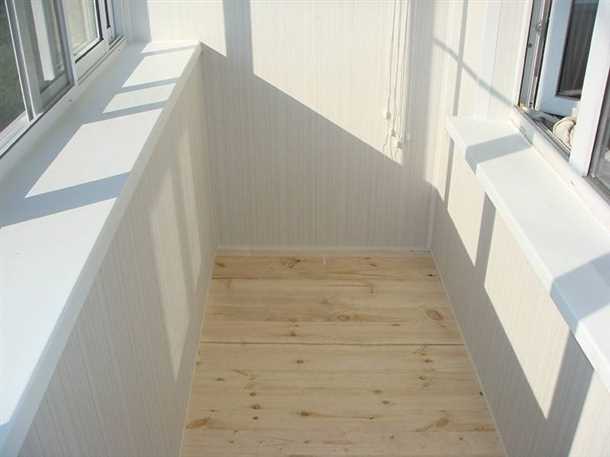 Отделка лоджий панелями ПВХ