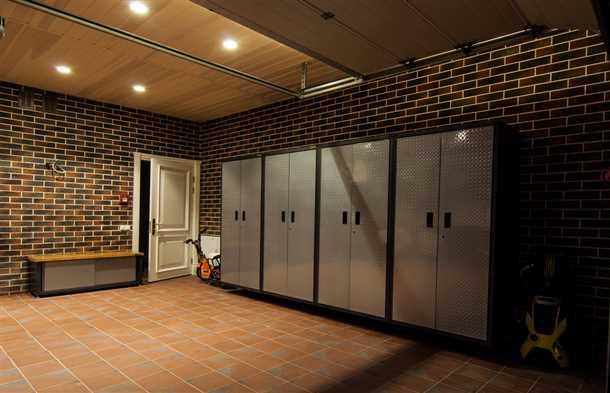 Отделка потолка и пола