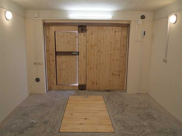 Укладка напольного покрытия