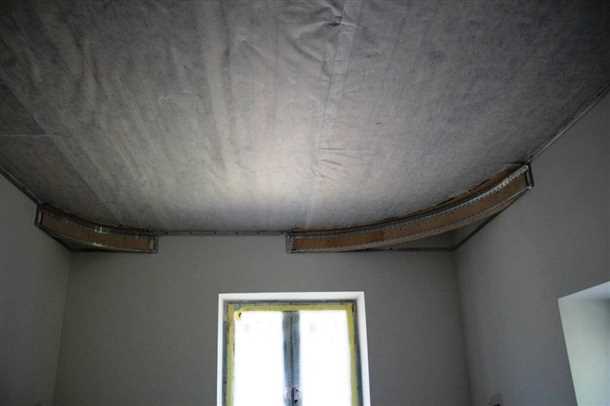 Установка каркаса для натяжного потолка