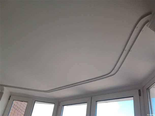 Установка потолочного карниза для эркера своими руками: пошаговая инструкция