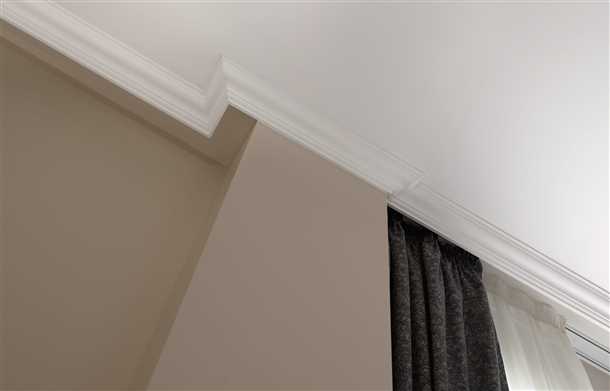 Преимущества полиуретановых плинтусов