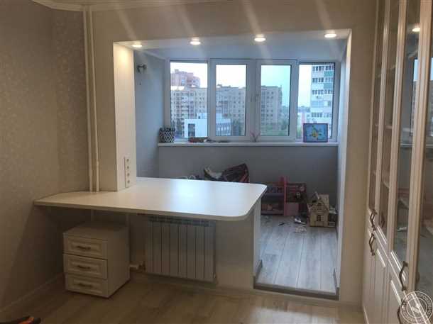 Преимущества присоединения балкона к комнате