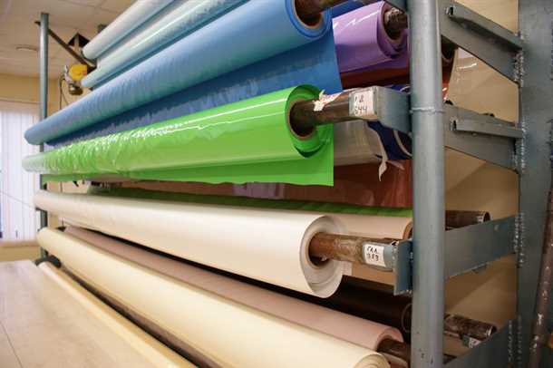 Широкий выбор дизайнерских решений для потолков из пвх