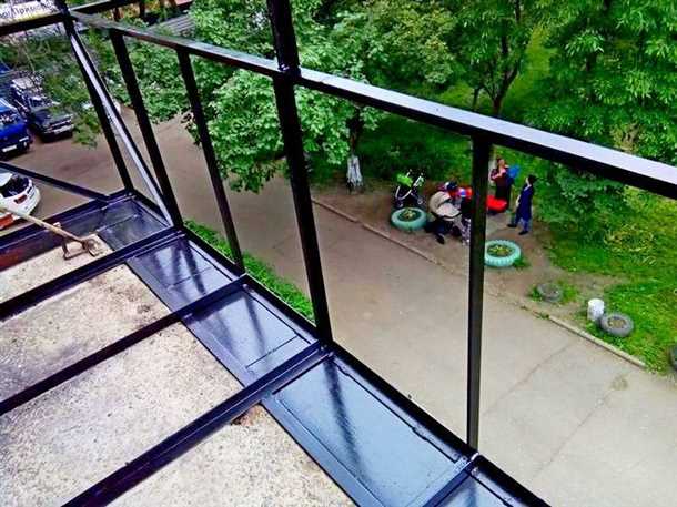 Какие требования предъявляются к выносу балкона?