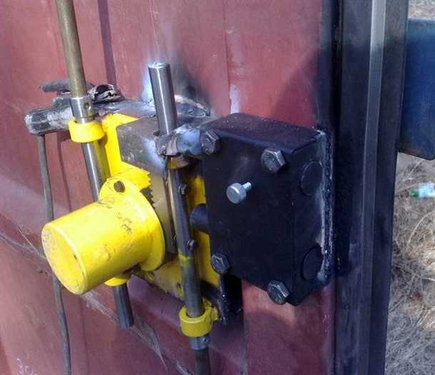 Преимущества самодельного гаражного замка