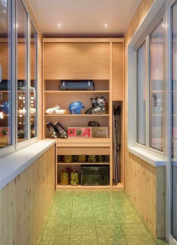 Что можно хранить в многофункциональном шкафу для лоджии?