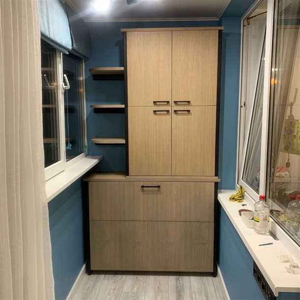 Многофункциональный шкаф для лоджии