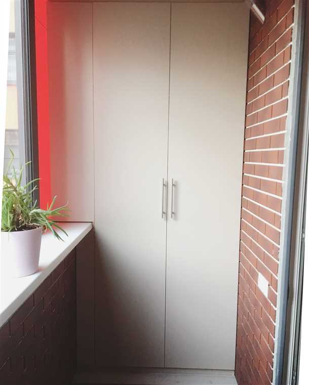 Материалы и конструкция шкафа на лоджию