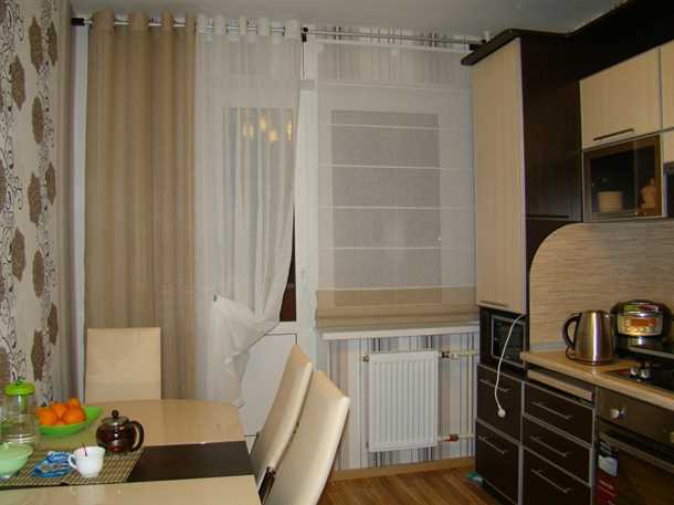 Уход за шторами для кухни с балконной дверью